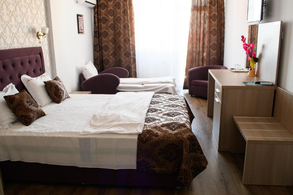 Double Room with Extra Bed